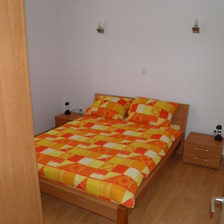 Apartmani Galeb Put Grande 25 Biograd Na Moru Exterior foto