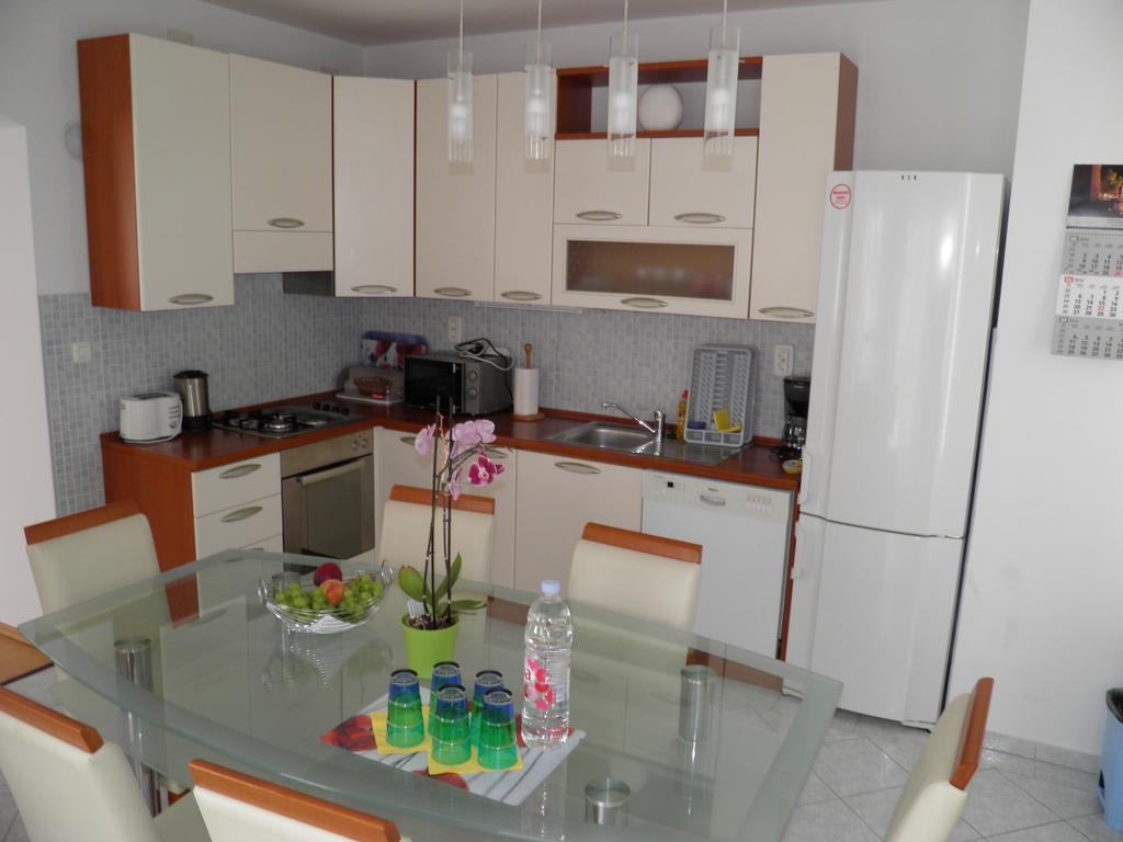 Apartmani Galeb Put Grande 25 Biograd Na Moru Exterior foto