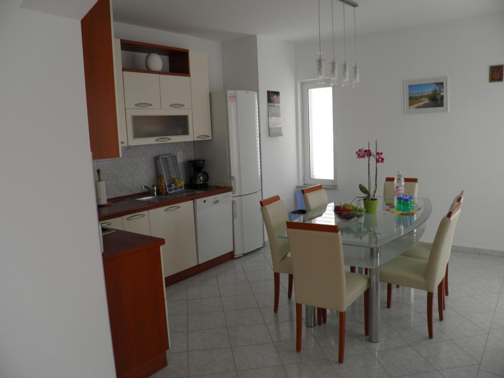 Apartmani Galeb Put Grande 25 Biograd Na Moru Exterior foto