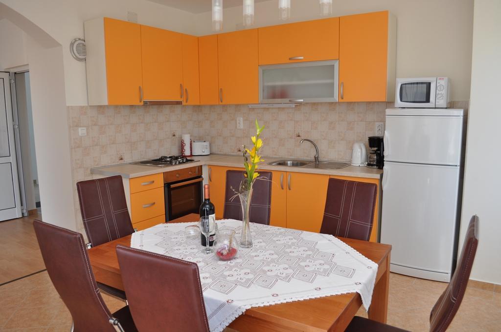 Apartmani Galeb Put Grande 25 Biograd Na Moru Exterior foto